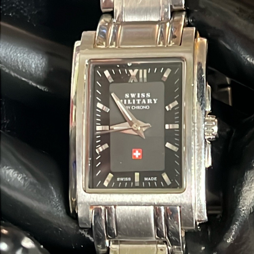 Swiss Military by Chrono Ladies Quartz Watch Stainless Steel Band & New Battery